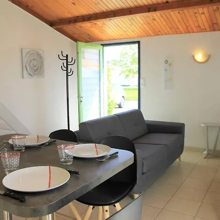 Maison Renovee Avec Piscine Chauffee, Proche Mer, 4 Couchages, Parking Prive, Courts De Tennis - Fr-1-224a-12